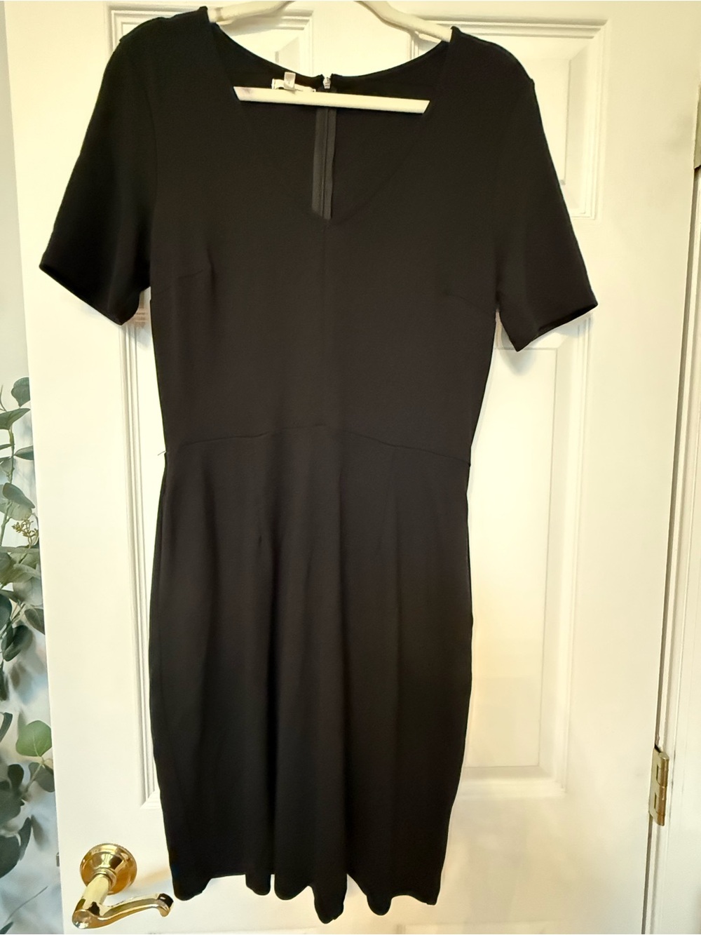 Maurices Black Short Sleeve V-Neck Business Casual Dress